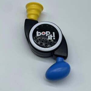 Bop It Mini 2014 Hasbro Gaming Small Electronic Games Travel Game Tested Works